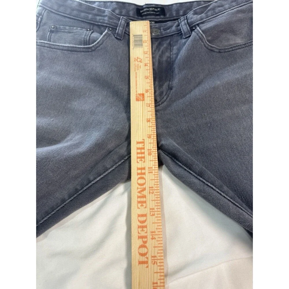 Banana Republic Men’s 31x30 Premium Performance Gray Slim Stretch Jeans